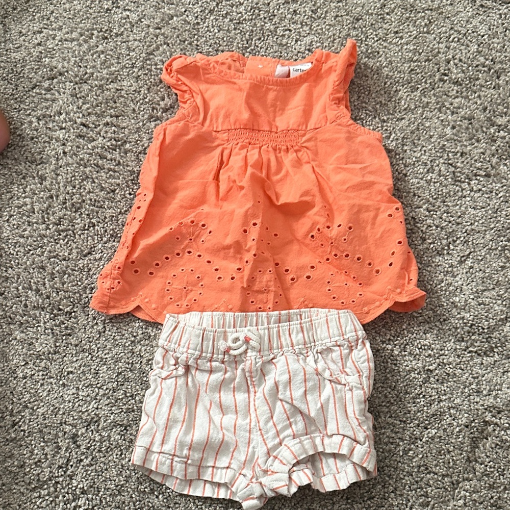 Carter’s baby girl set 3m